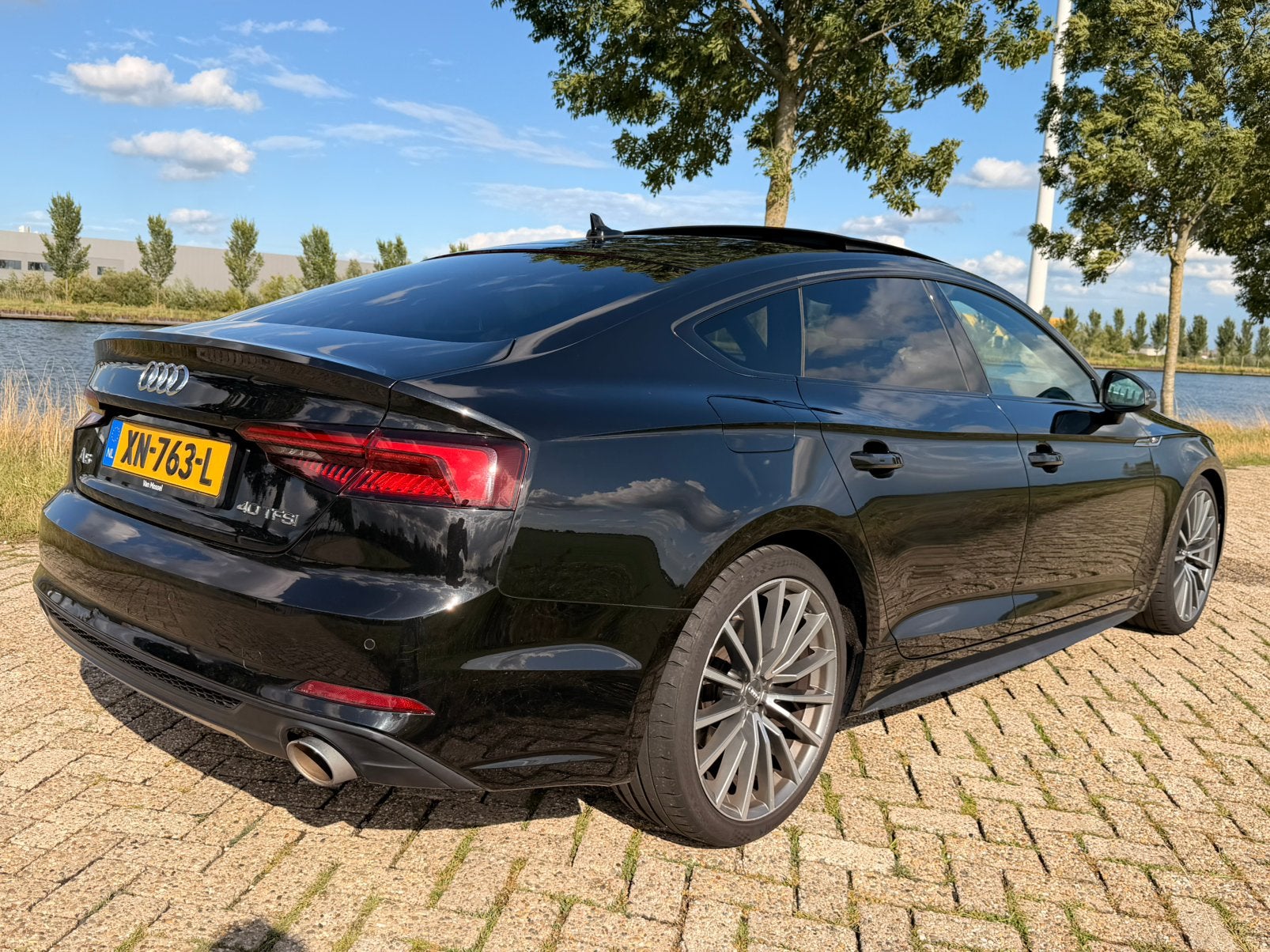 Audi A5 Sportback 40 TFSI| S line | Pano | Virtual Cockpit, Zwart, 1984 cc, Zwart, Particulier