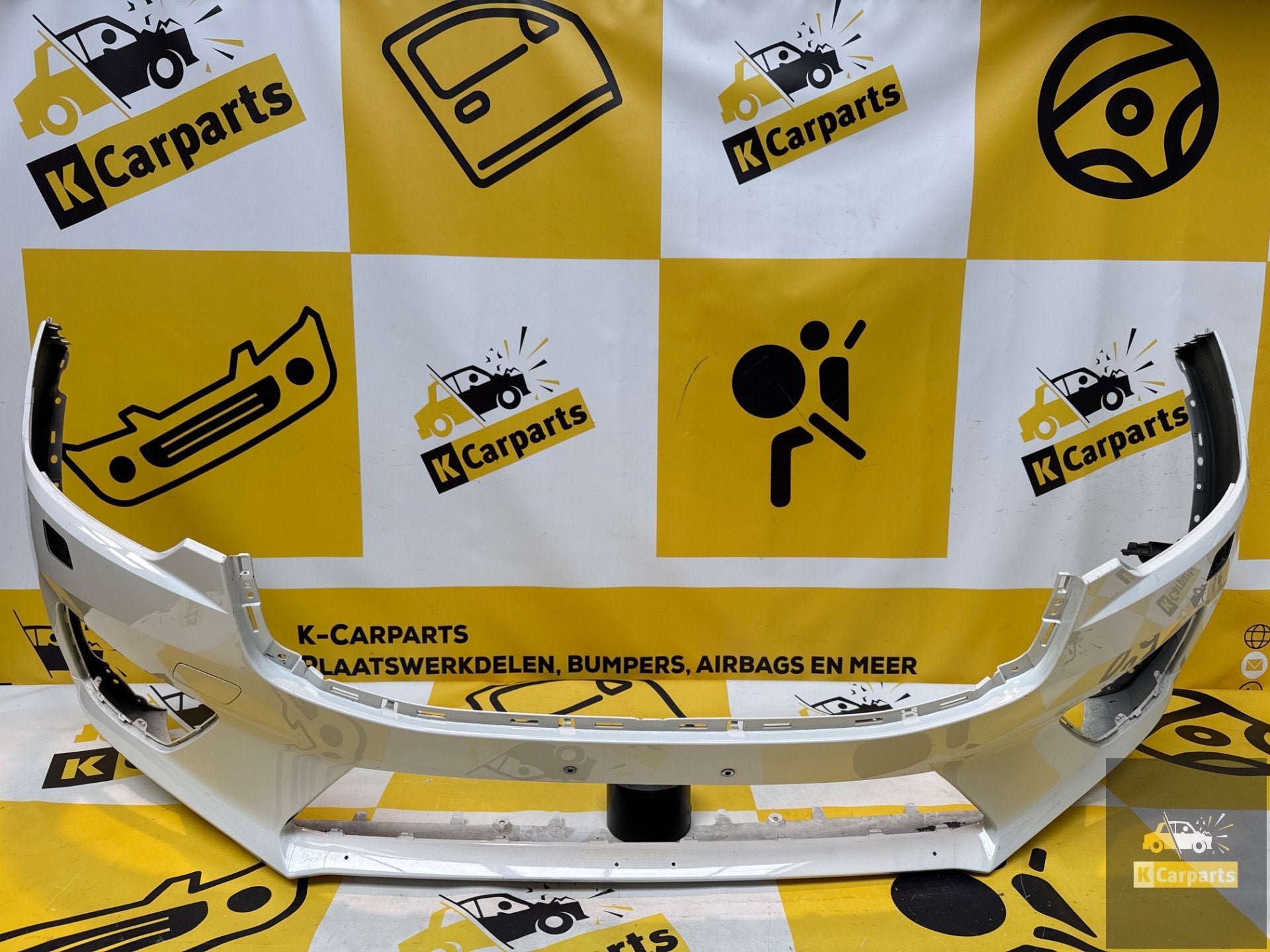 Bumper Volvo XC60 II Origineel Voorbumper 31425160