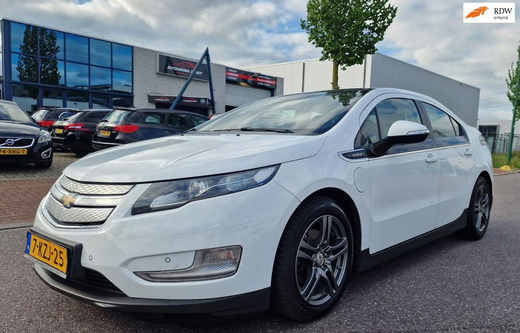 Chevrolet Volt 1.4 LT AUT NAVI PSENSOR LEDER CRUISE 2 X SLEU, Euro 5, 86 pk, Gebruikt, 4 cilinders