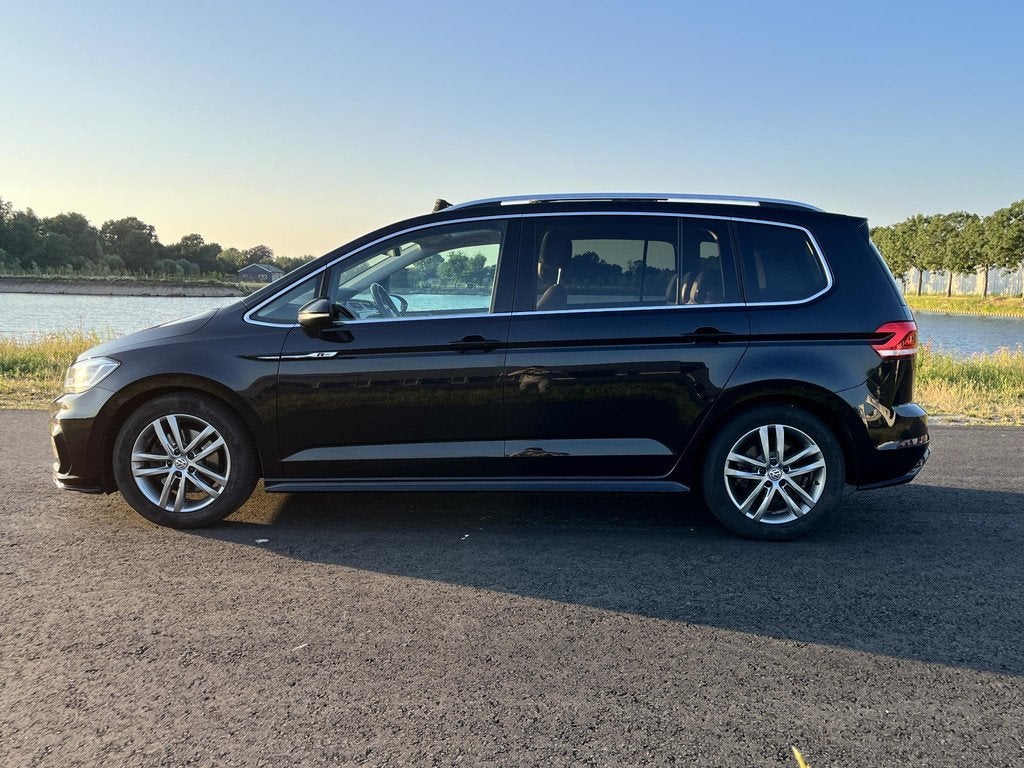 Volkswagen Touran 1.8 TSI Highline 7p Clima, cruise, camera,, Auto's, Gebruikt, 4 cilinders, 1462 kg, 179 pk
