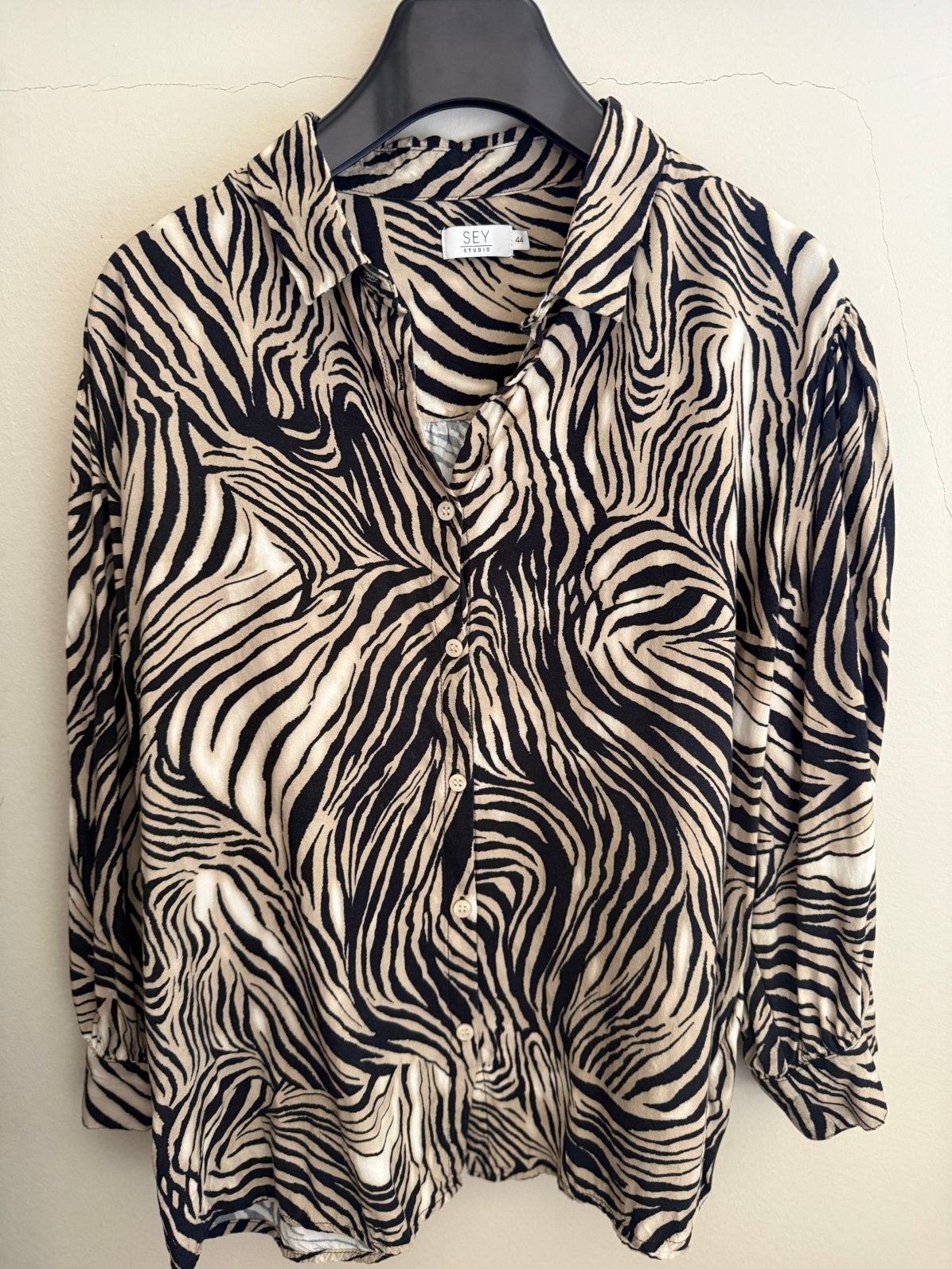 Sey Studio losse dames blouse 44 zebra print zwart / beige, Ophalen of Verzenden, Zo goed als nieuw, Maat 42/44 (L), Zwart