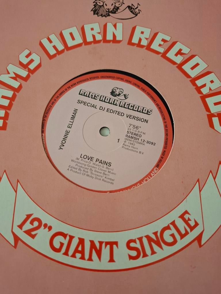 Yvonne Elliman love pains 12", Ophalen of Verzenden, Zo goed als nieuw, 12 inch, Maxi-single