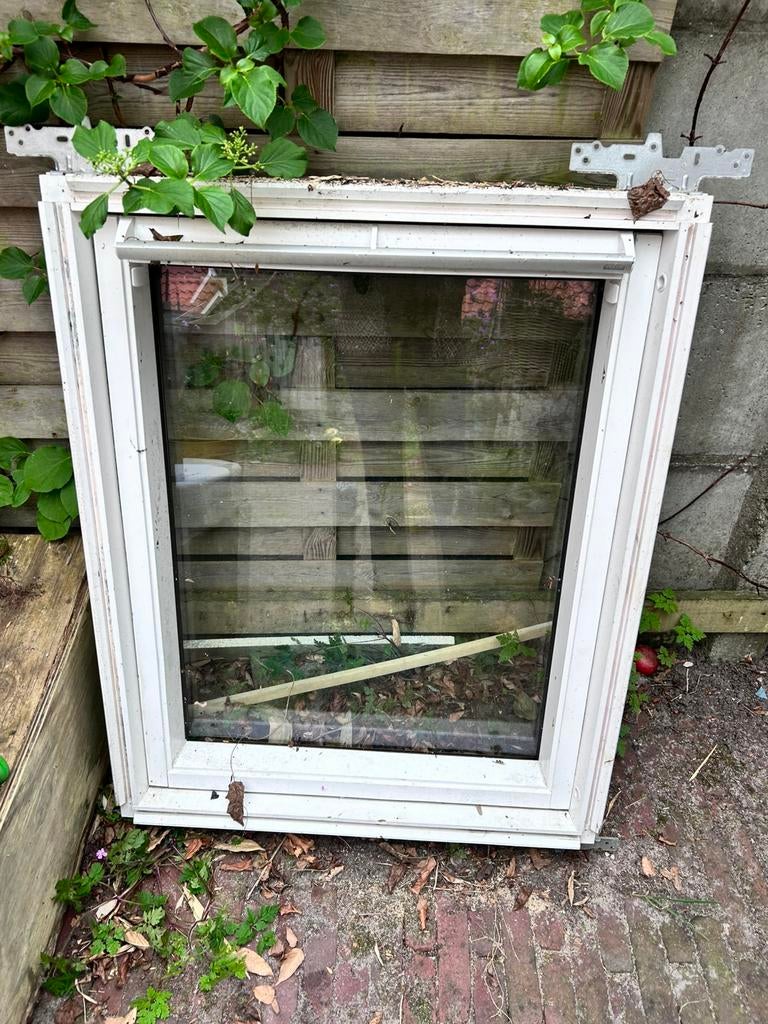 Velux dakraam 78 x 98, Ophalen, Gebruikt, Minder dan 80 cm, 80 tot 120 cm