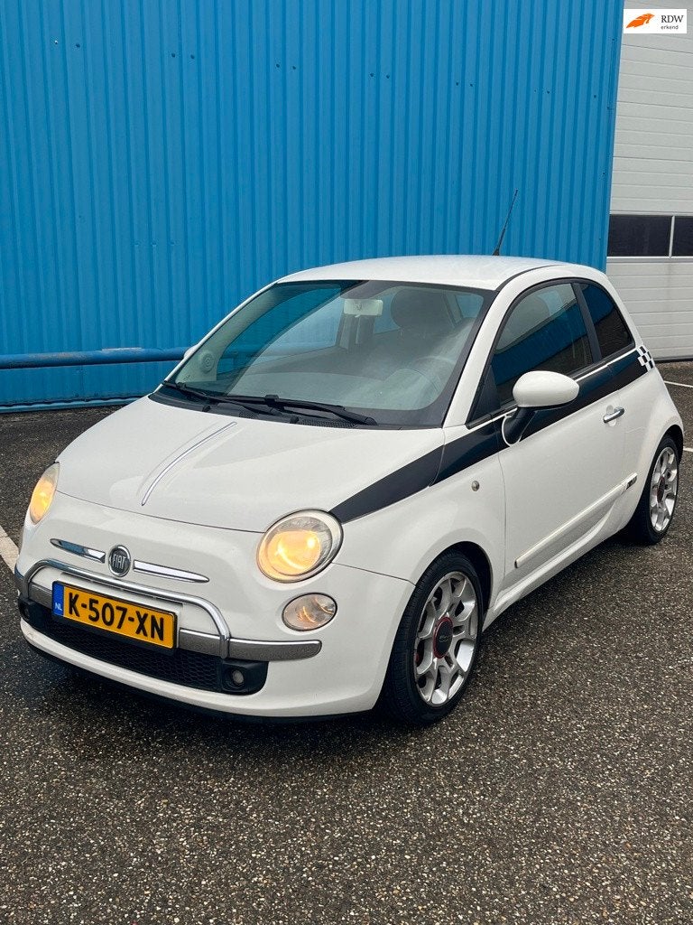 Fiat 500 1.4-16V sport nieuwe apk, stoelverwarming, Voorwielaandrijving, 101 pk, Gebruikt, 4 cilinders
