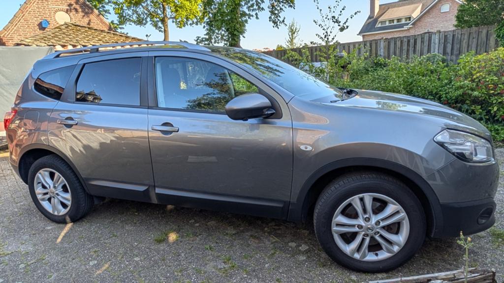 Nissan Qashqai+2 2.0 4WD CVT 2010 2012 Grijs, Auto's, Automaat, Euro 5, Stof, Zwart