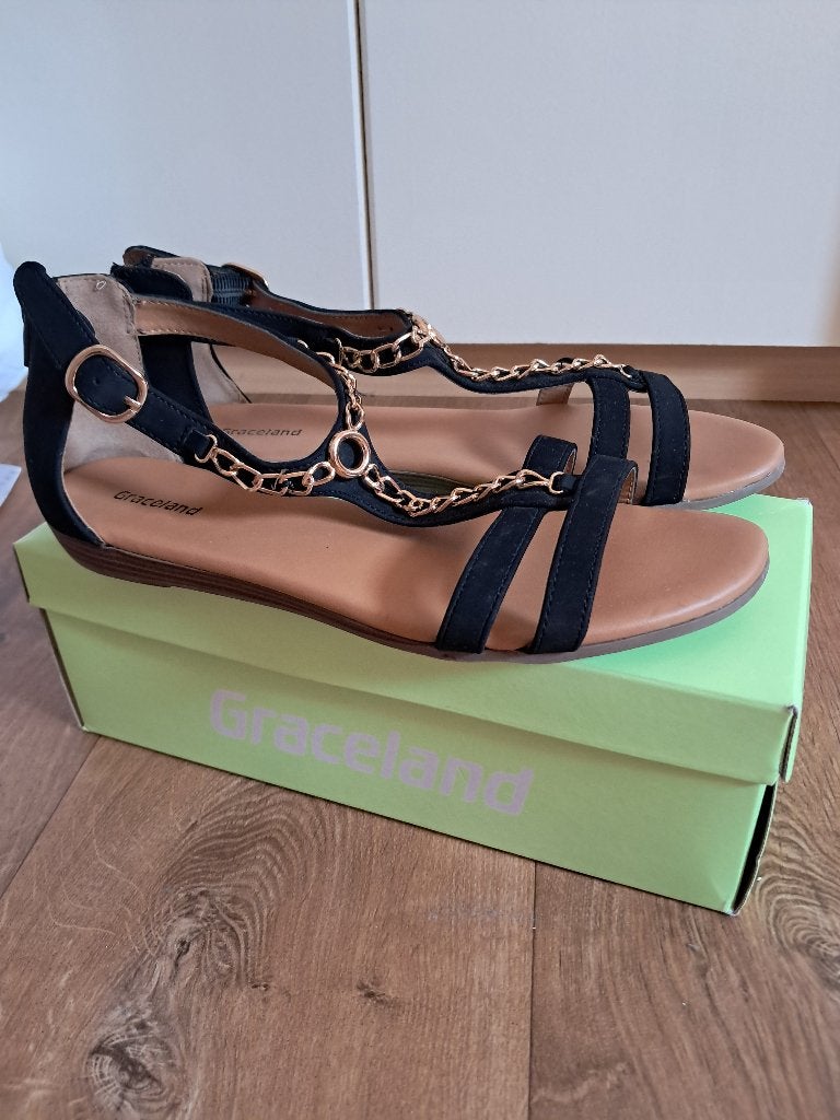 Zomerse sandalen maat 40. Zo goed als nieuw., Zwart, Zo goed als nieuw, Graceland, Sandalen of Muiltjes