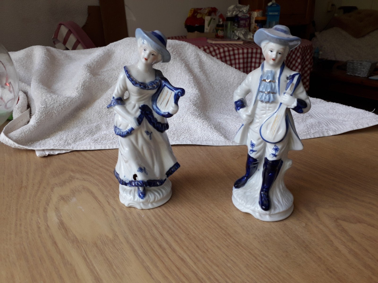 beeldjes, porselein,  handbeschilderd in delftsblauw, Ophalen, Zo goed als nieuw, Mens