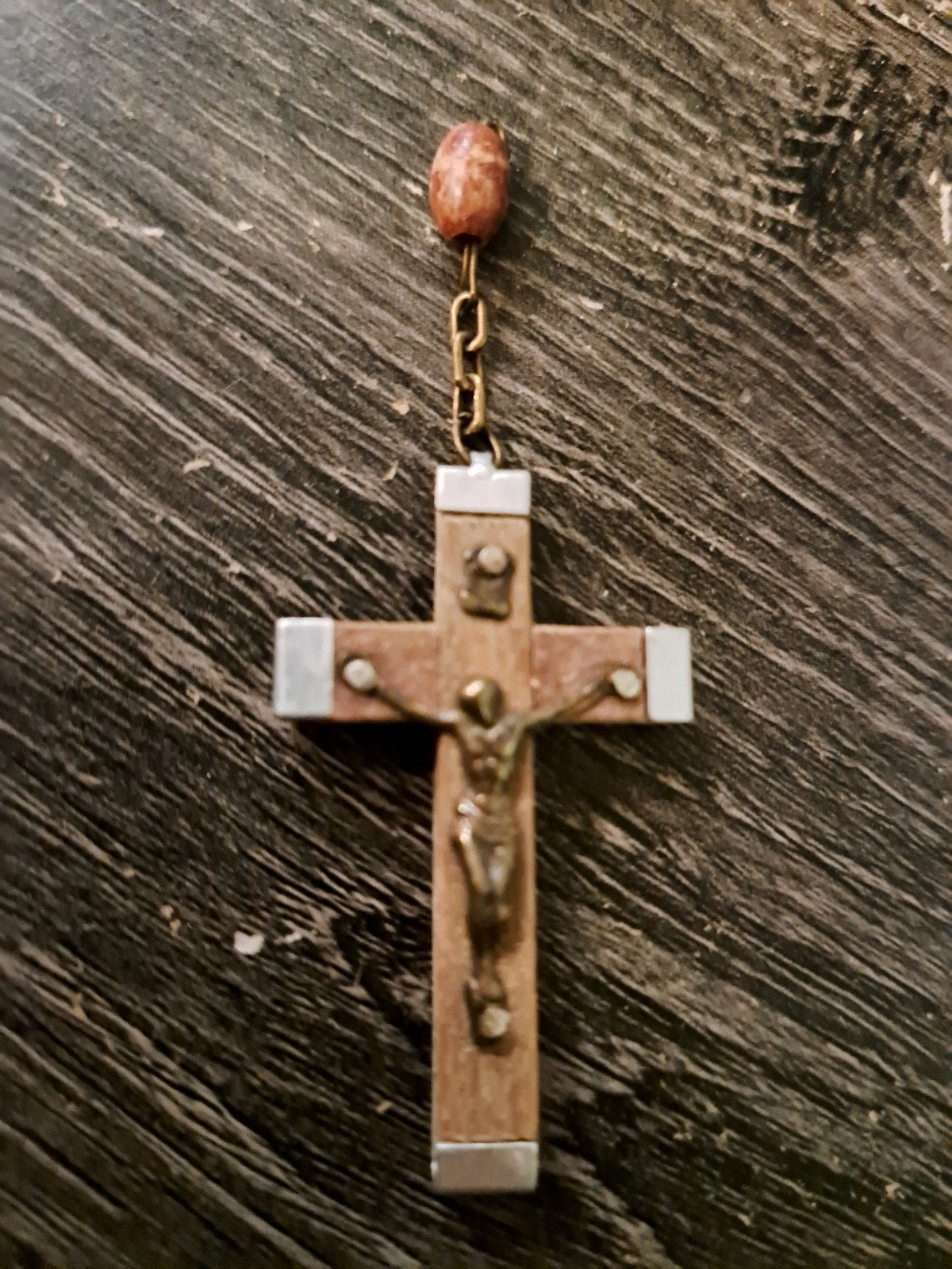 Vintage Houten Kruisje met Christusfiguur en Kraal, Ophalen of Verzenden