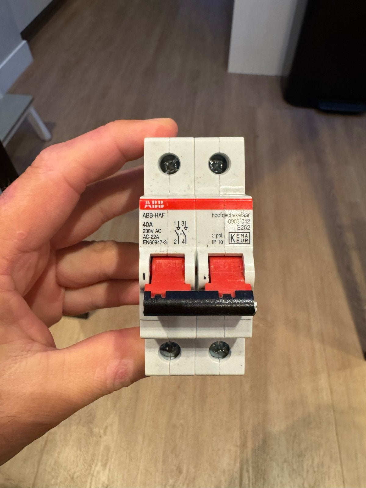 ABB-HAF Hoofdschakelaar 40A 2-polig, Ophalen of Verzenden, Zo goed als nieuw, ABB, Schakelaar