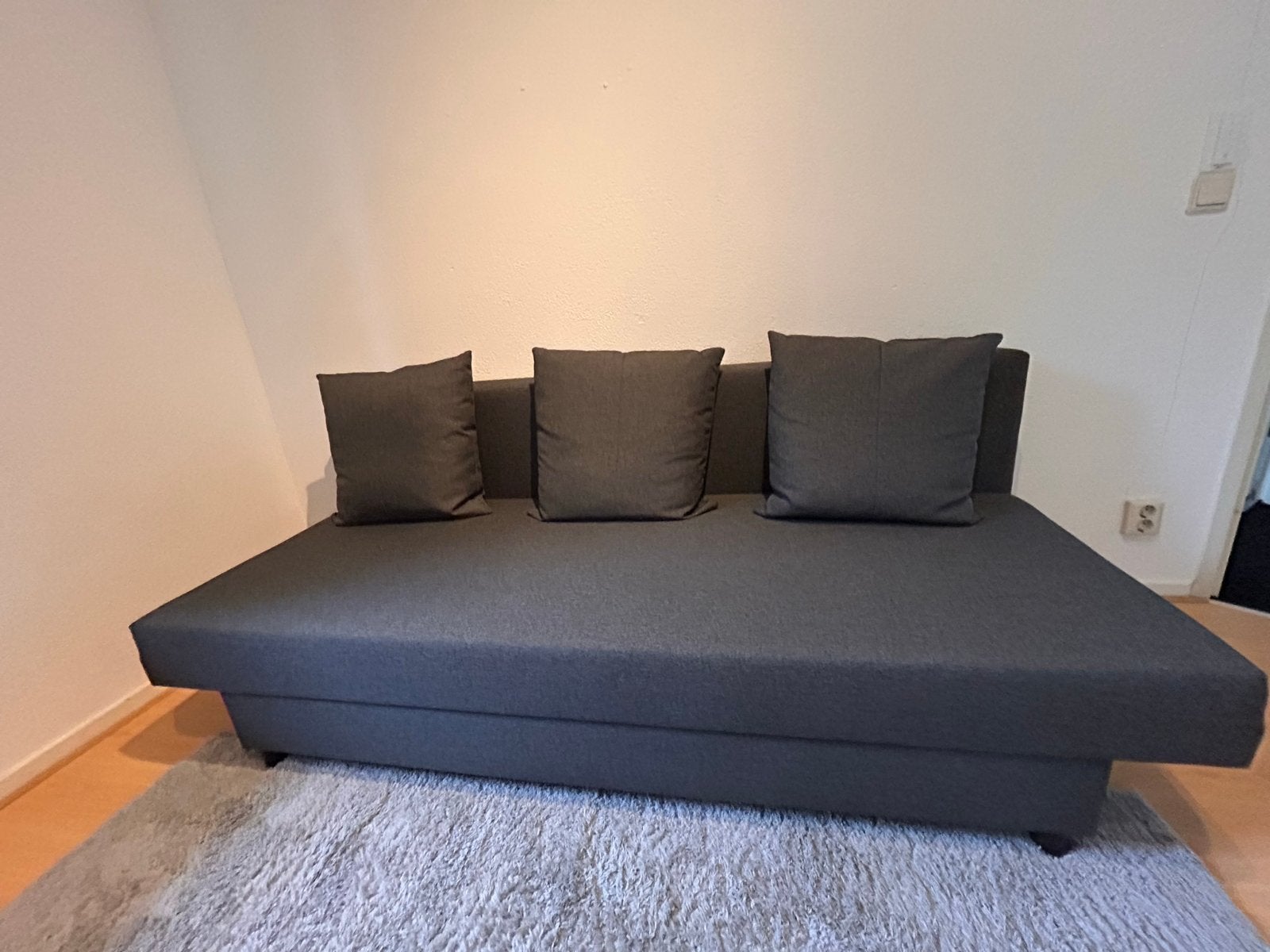 Älvdalen slaapbank, Huis en Inrichting, Slaapkamer | Slaapbanken, Ophalen, 190 cm of minder, Zo goed als nieuw, Grijs