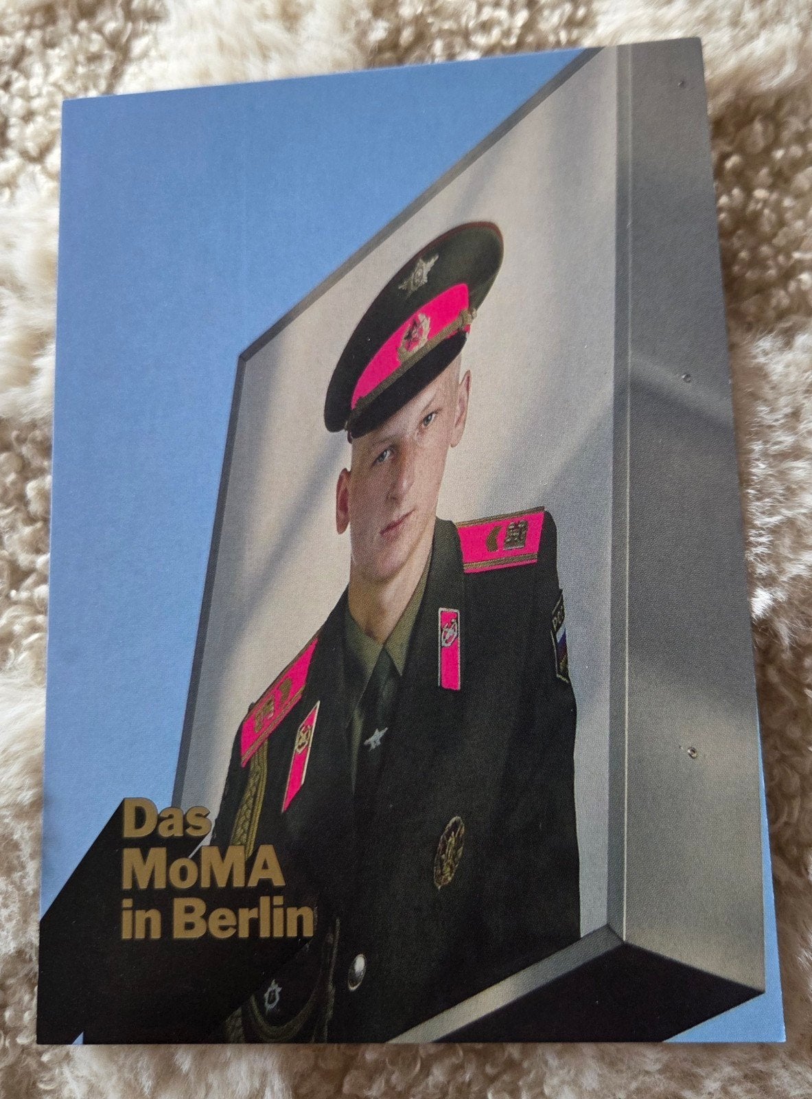 Ansichtkaart Das MoMA in Berlijn - Russische officier, Verzenden, 1980 tot heden, Ongelopen, Duitsland