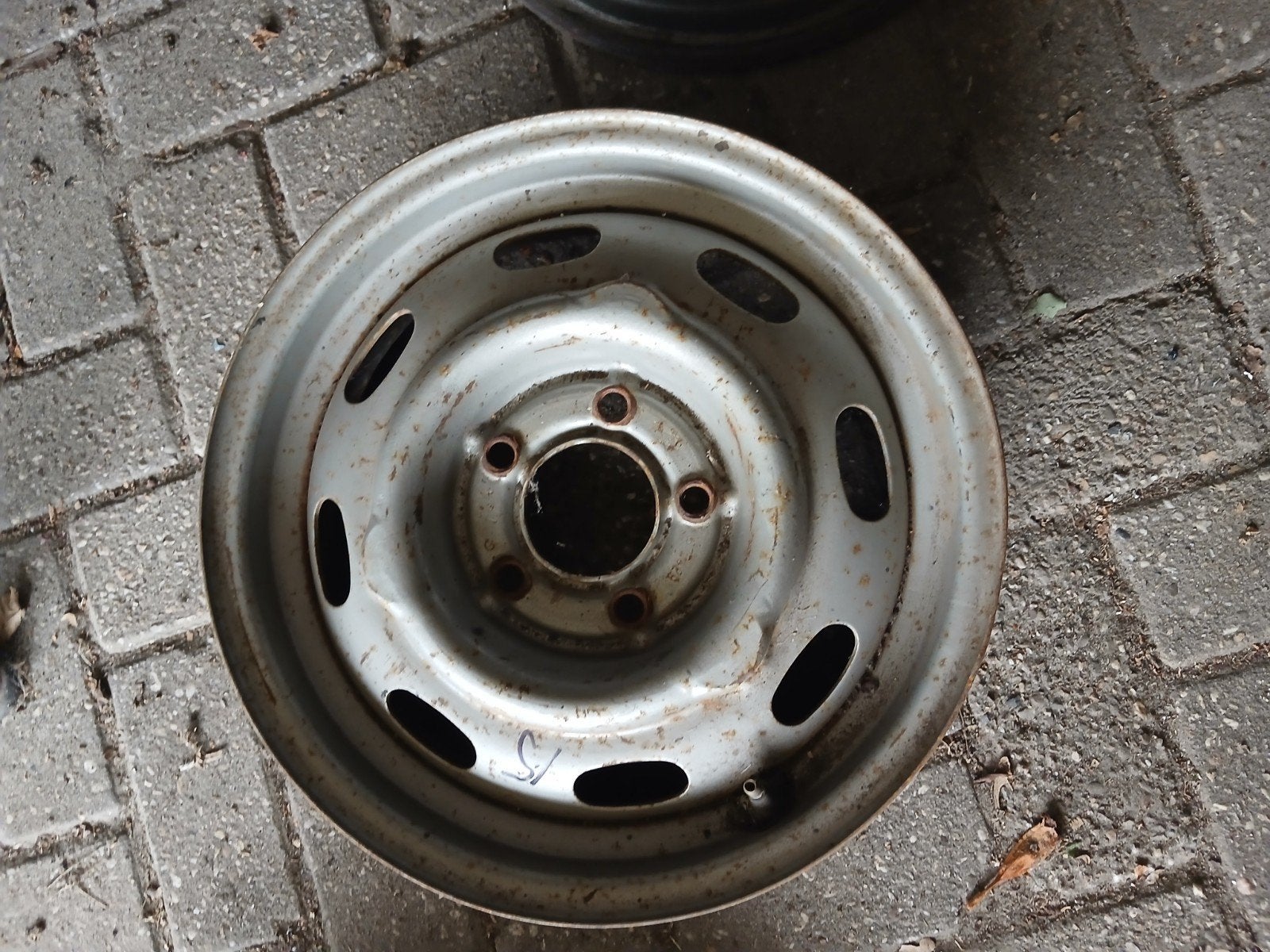 velgen volvo 15 inch, Ophalen of Verzenden, Zo goed als nieuw