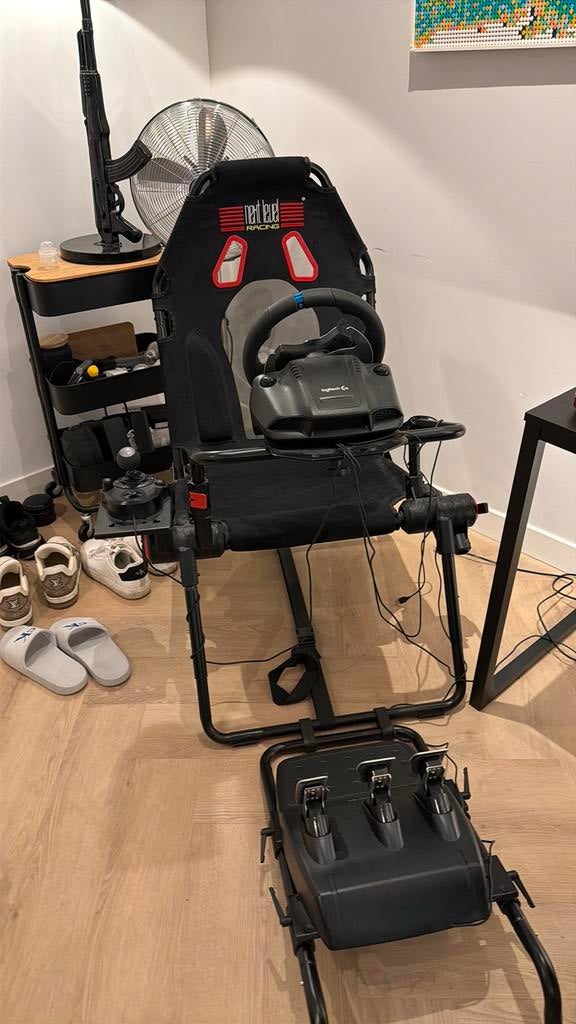 Nextlevel race stoel met logitech stuur en schakelaar, Ophalen, Zo goed als nieuw
