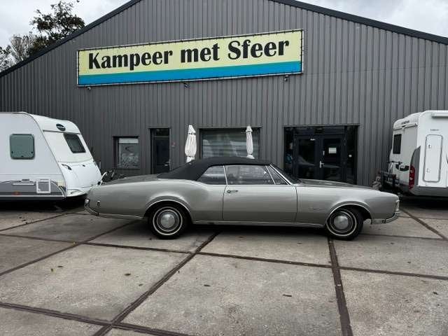 Oldsmobile Delmont 88 in nieuwstaat, Auto's, Automaat, Zwart, Cabriolet, Bedrijf