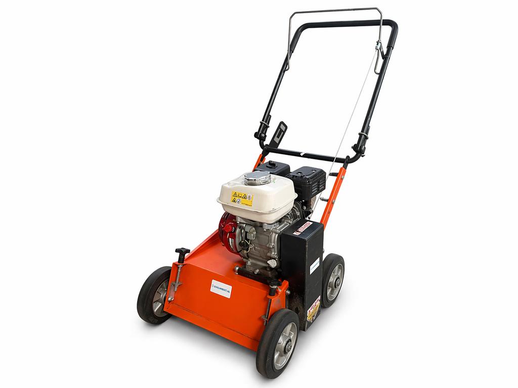 Te Huur | Eliet benzine verticuteermachine, Tuin en Terras, Hand-tuingereedschap, Zo goed als nieuw, Ophalen
