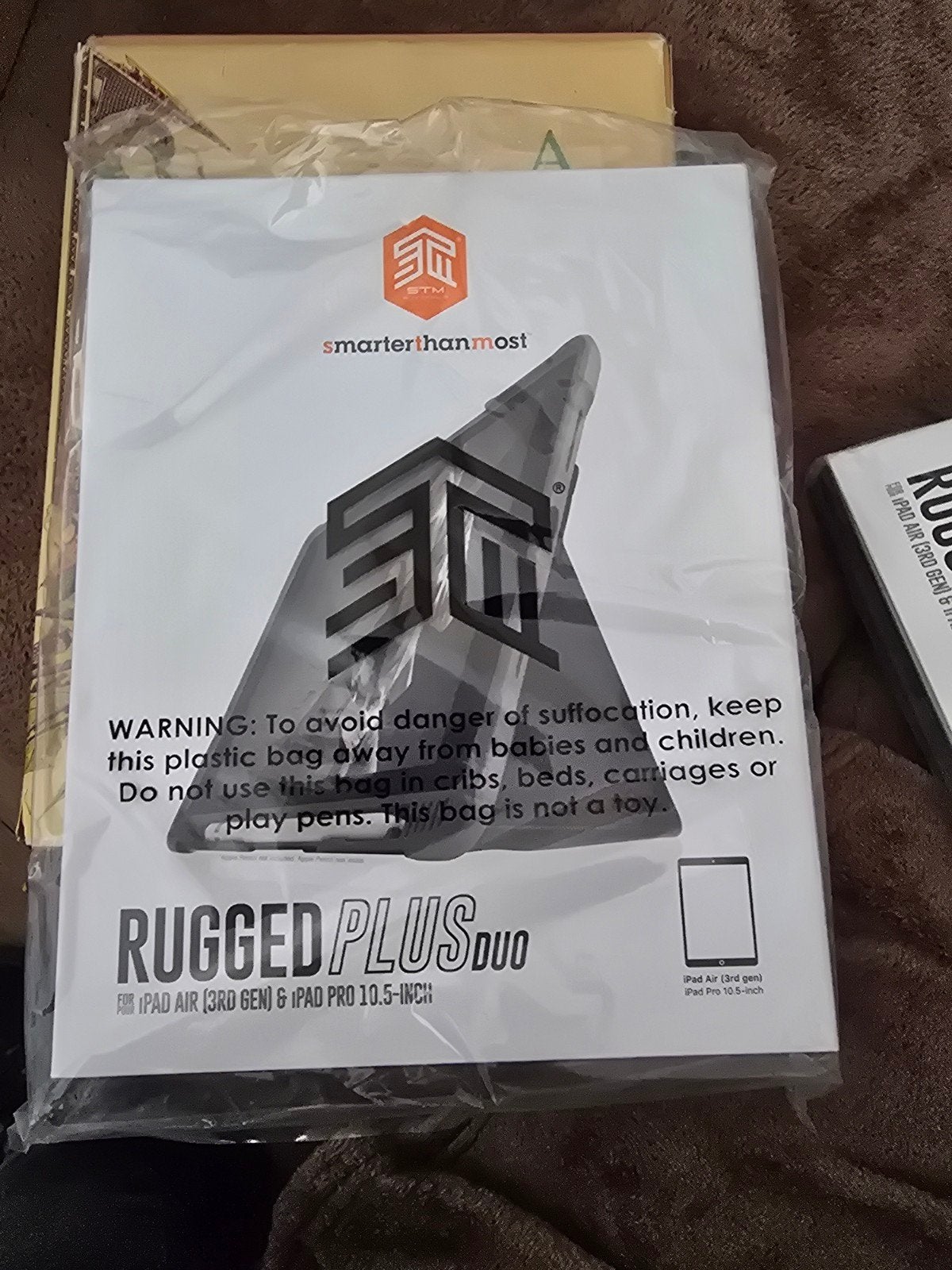 STM Rugged Plus Duo hoes voor iPad Air (3e gen) & iPad Pro, Computers en Software, 10 inch, Verzenden, Zwart, Apple iPad Air