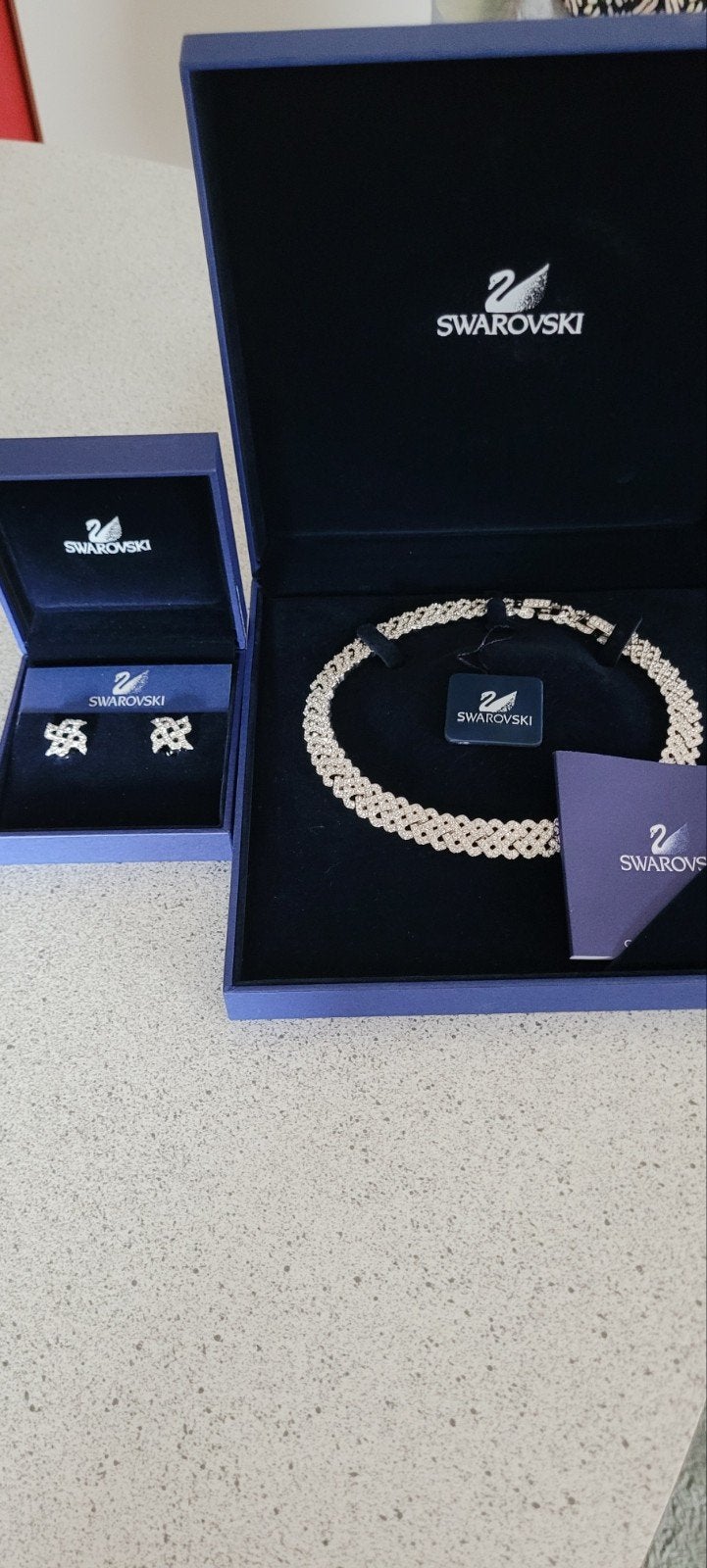 Swarovski Collier met Kristallen - Zo goed als nieuw, Met kristal, Overige materialen, Ophalen of Verzenden, Zo goed als nieuw