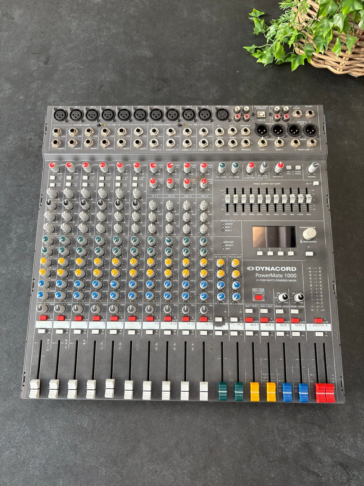 Dynacord PowerMate 1000 MK3 aangeboden., Muziek en Instrumenten, Mengpanelen, Ophalen, Zo goed als nieuw, 5 tot 10 kanalen, Microfooningang