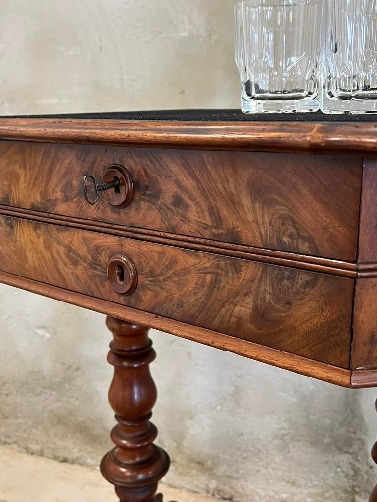 Prachtige bijzettafel, naaitafel, Antiek en Kunst, Ophalen
