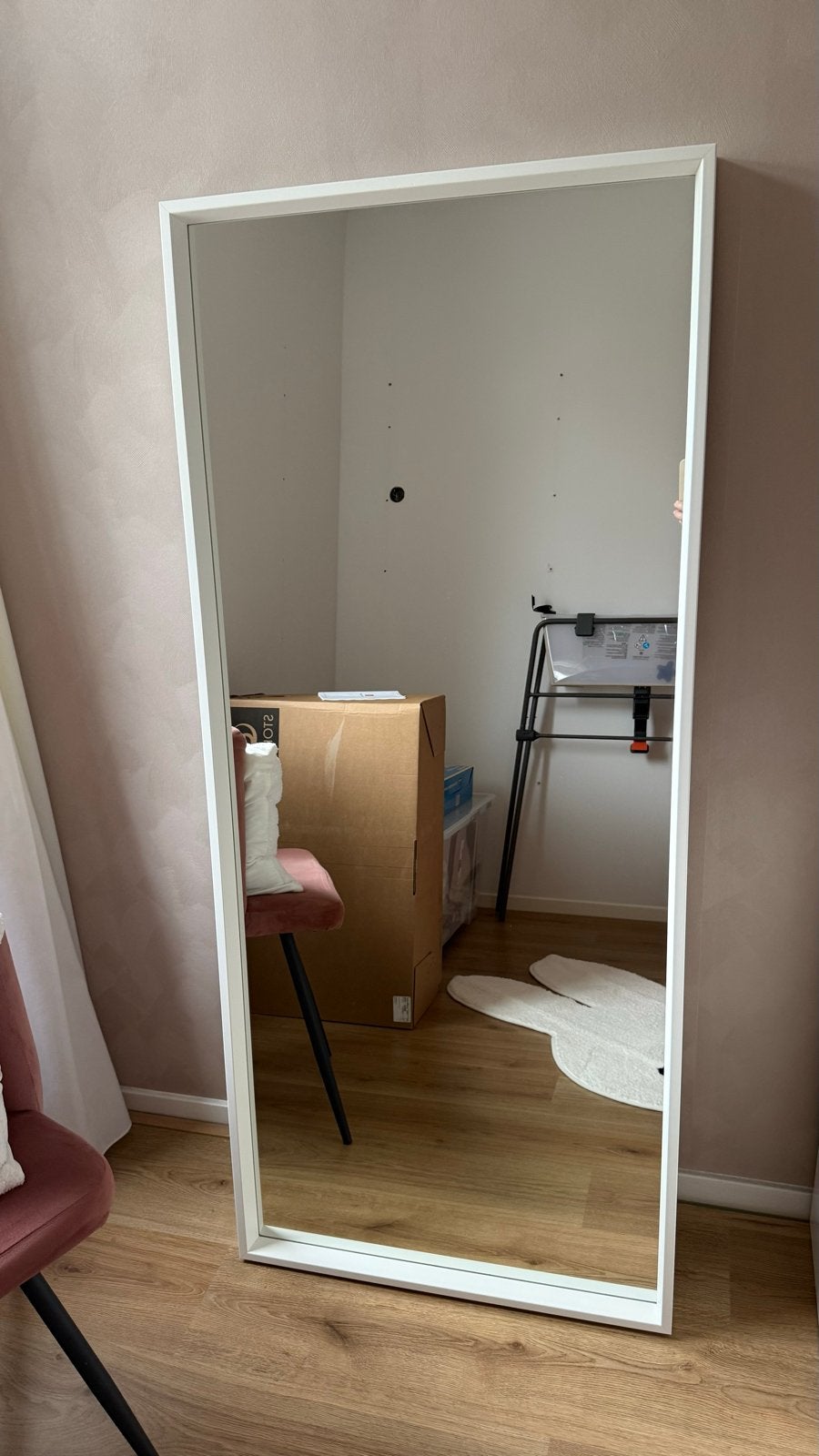 Ikea Nissedal spiegel 65x150 met kleine deukje, Huis en Inrichting, Woonaccessoires | Spiegels, Ophalen, Gebruikt, 150 tot 200 cm