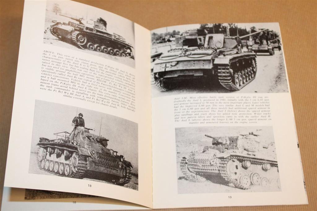 Panzerkampfwagen — Duitse Tanks 1939-1945 [EN], Ophalen of Verzenden, Tweede Wereldoorlog, Gelezen, Overige onderwerpen
