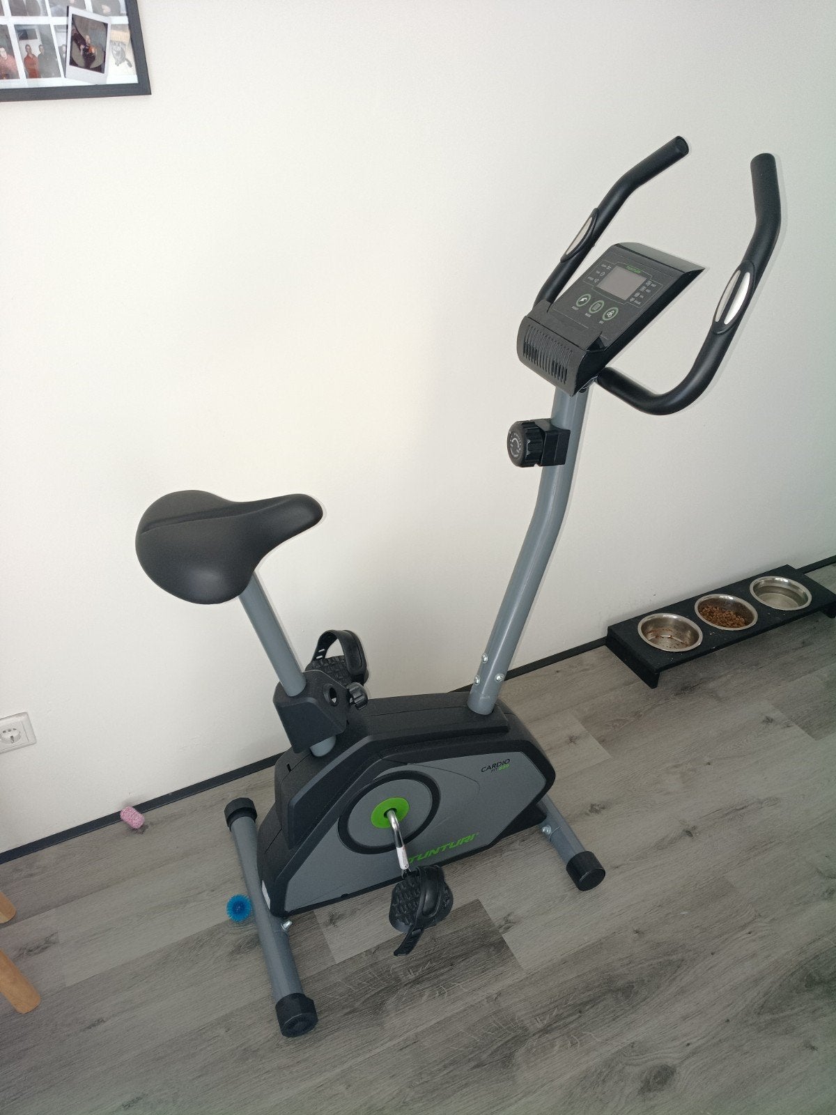 Hometrainer met een set gewichten er bij, Sport en Fitness, Ophalen