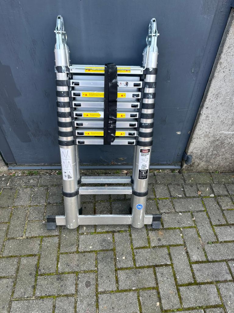Batavia telescopische ladder giraffe 3.88, Ophalen, Gebruikt