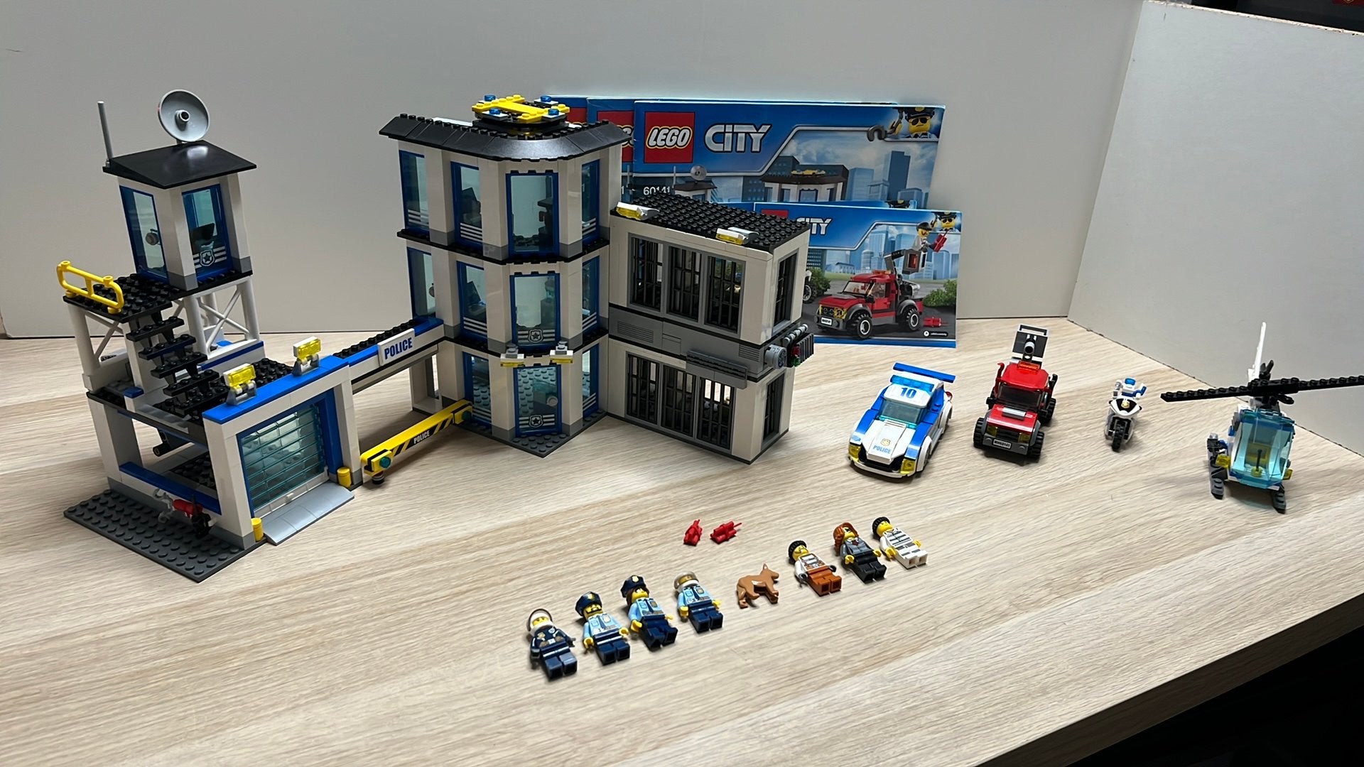 Lego city politie 60141 Police Station, Lego, Ophalen of Verzenden, Complete set, Inclusief instructies