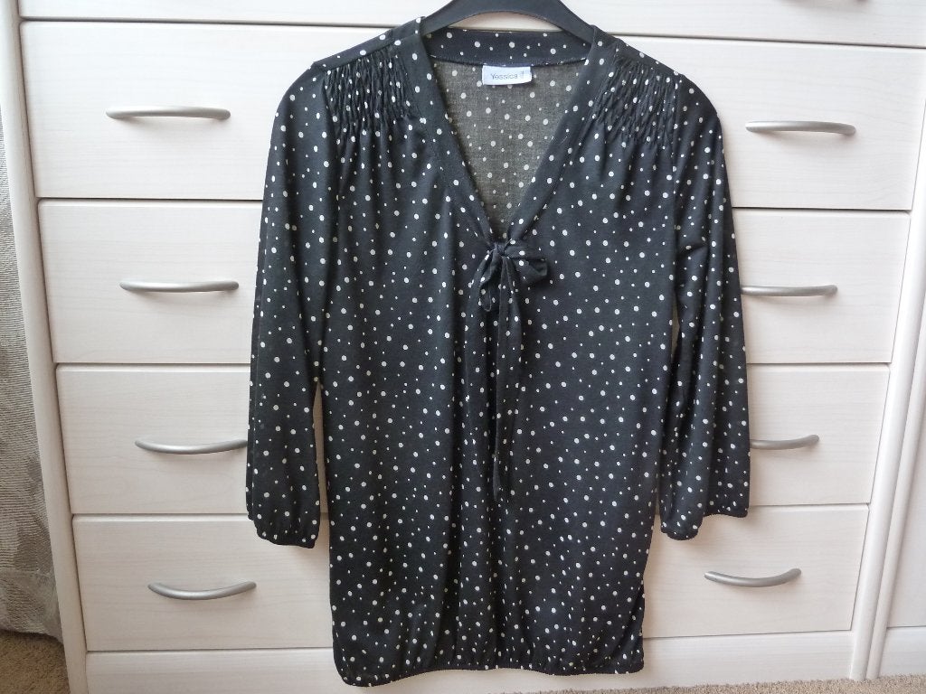 Yessica stippel blouse maat S splinternieuw, Kleding | Dames, Blouses en Tunieken, Ophalen of Verzenden, Nieuw, Maat 36 (S), Zwart