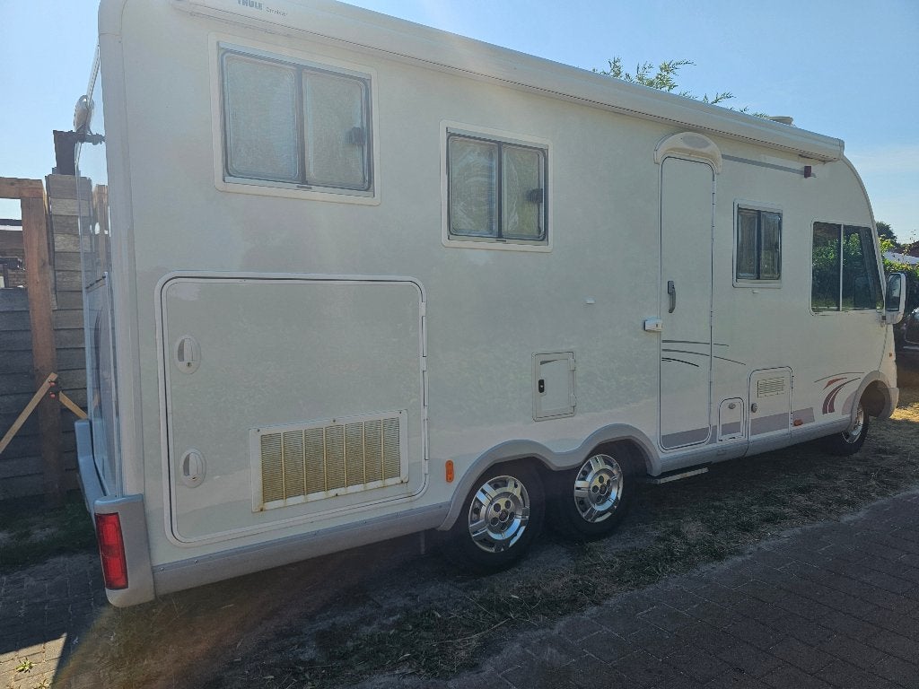 Foto 3 van Camper Frankia ib700 Rijbewijs B
