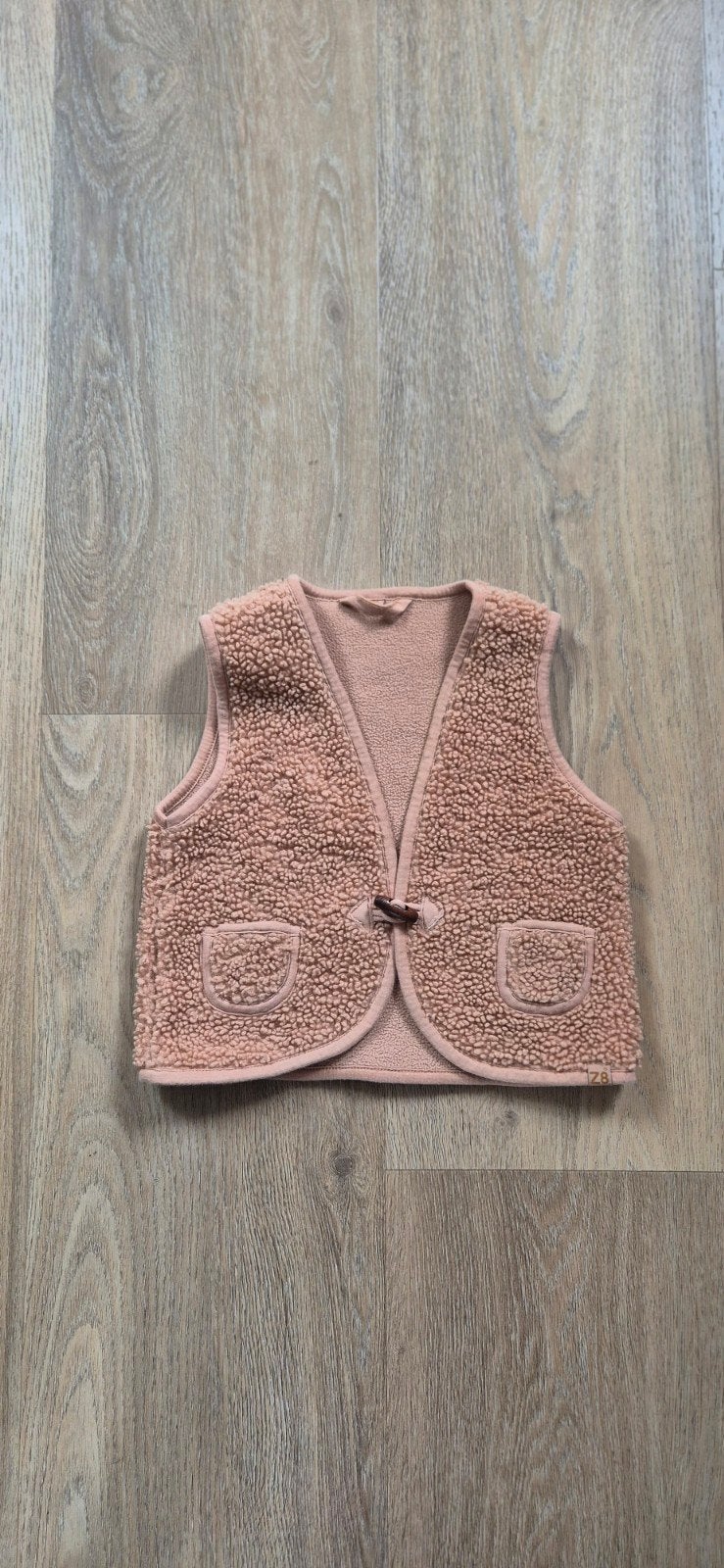 Z8 Lyse teddy beige gilet, maat 86, nieuw, Kinderen en Baby's, Babykleding | Maat 86, Z8, Nieuw, Ophalen of Verzenden, Truitje of Vestje