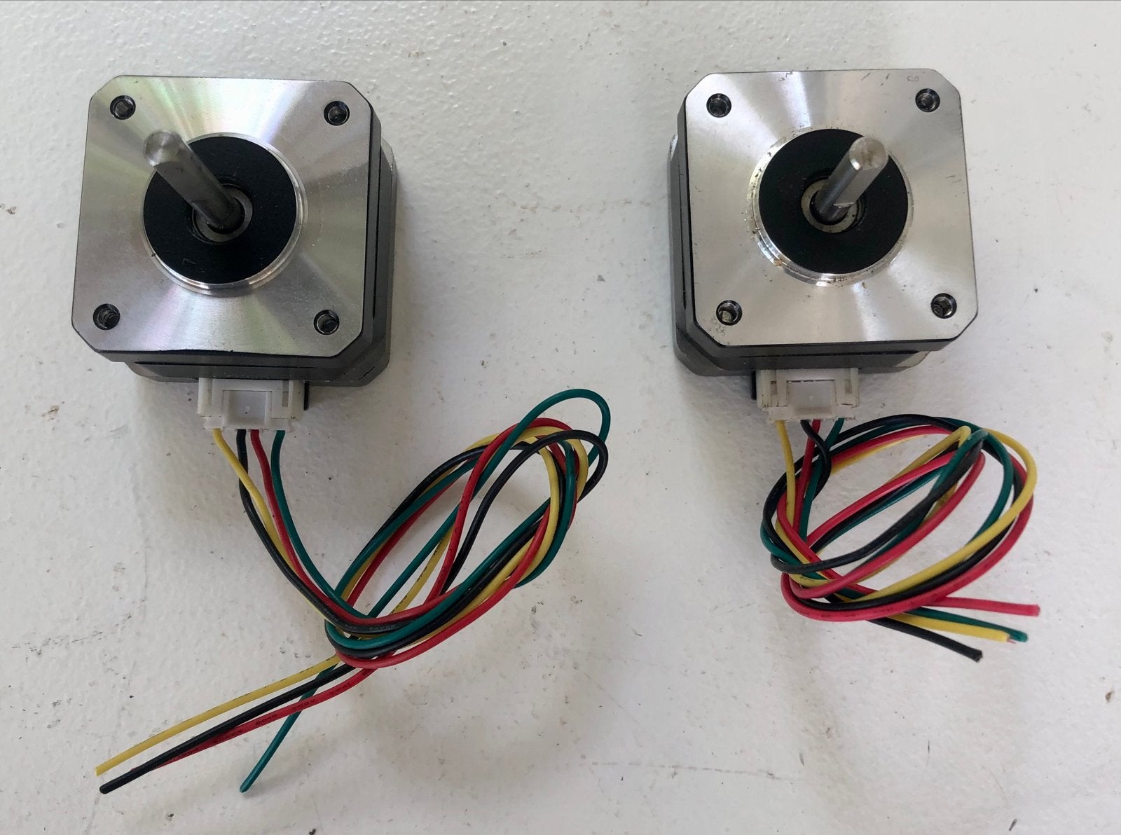 Compacte NEMA 17 stappenmotoren met 4-pins kabels, Ophalen of Verzenden, Gebruikt
