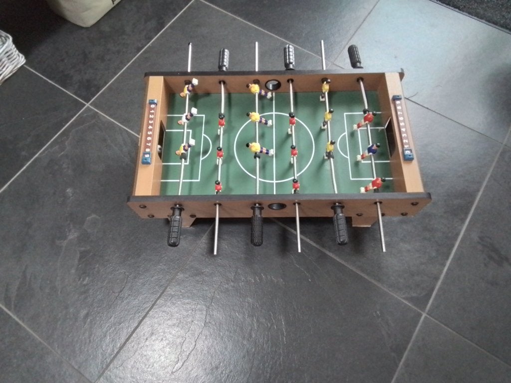 Tafelvoetbalspel, Ophalen, Gebruikt