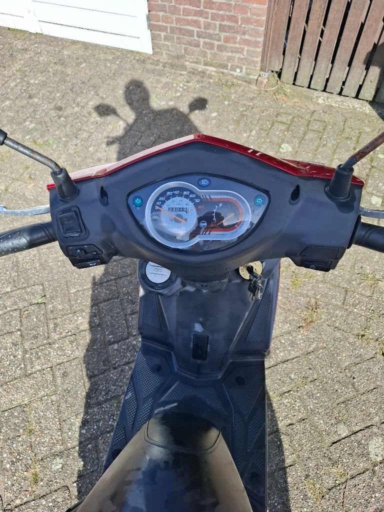 Sym orbitt3, Fietsen en Brommers, Ophalen, Gebruikt, Maximaal 45 km/u, Benzine