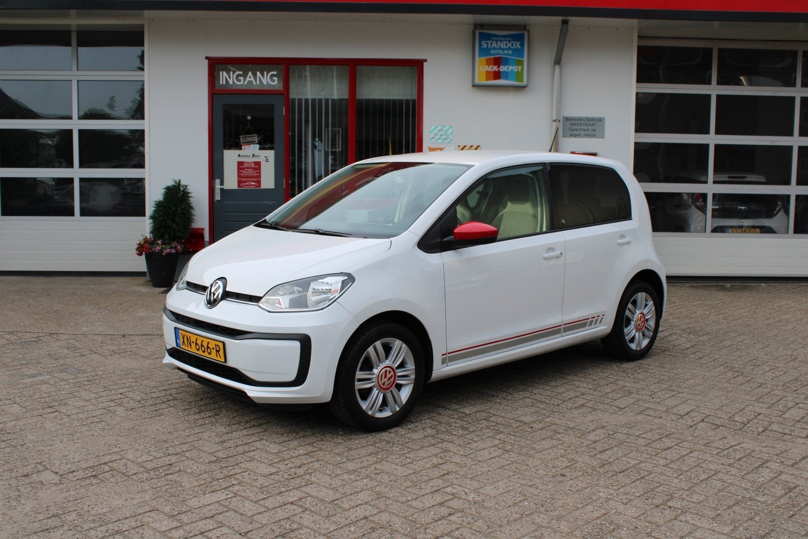Volkswagen Up! 1.0 60PK 5D BEATS / AIRCO / LMV, Gebruikt, Wit, Origineel Nederlands, Bedrijf