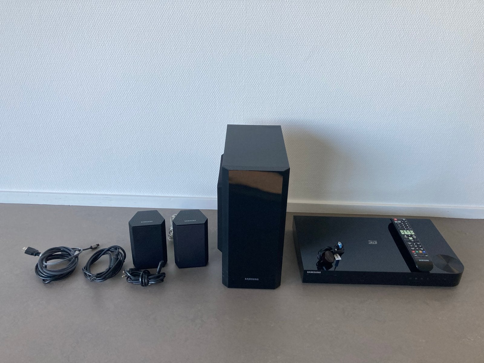 Samsung Blu-ray 3D Home Entertainment Systeem HT-F5200, Audio, Tv en Foto, Home Cinema-sets, Ophalen, Gebruikt, 2.1-systeem, Blu-ray-speler