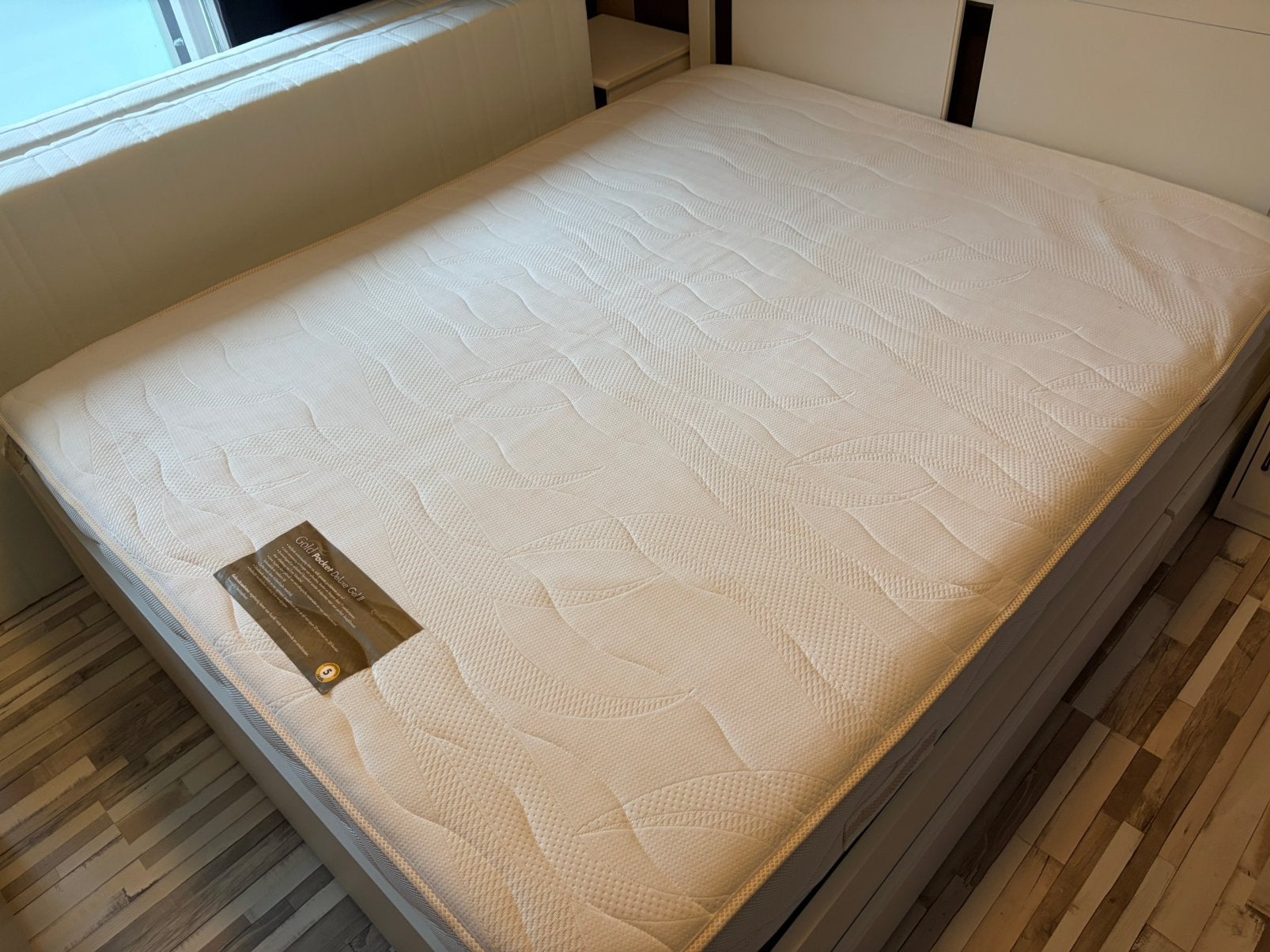 Beter Bed matras Gold pocket Deluxe Gel 160x200cm, Ophalen, Tweepersoons, Zo goed als nieuw, Matras