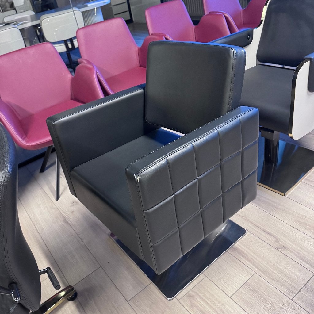 kappersstoel knipstoel zwart pompstoel kapsalon thuiskapper, Huis en Inrichting, Stoelen, Kappersstoel, Zwart, Ophalen of Verzenden