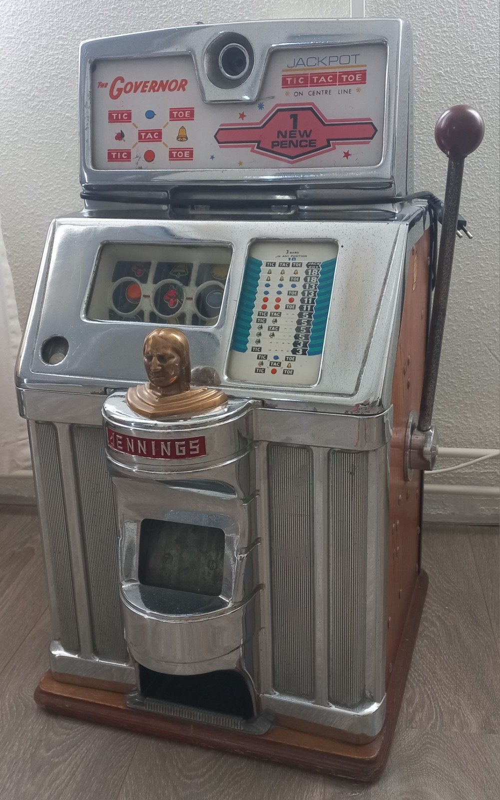 Jennings governor slotmachine tic tac toe, Verzamelen, Automaten | Gokkasten en Fruitautomaten, Ophalen, Gebruikt