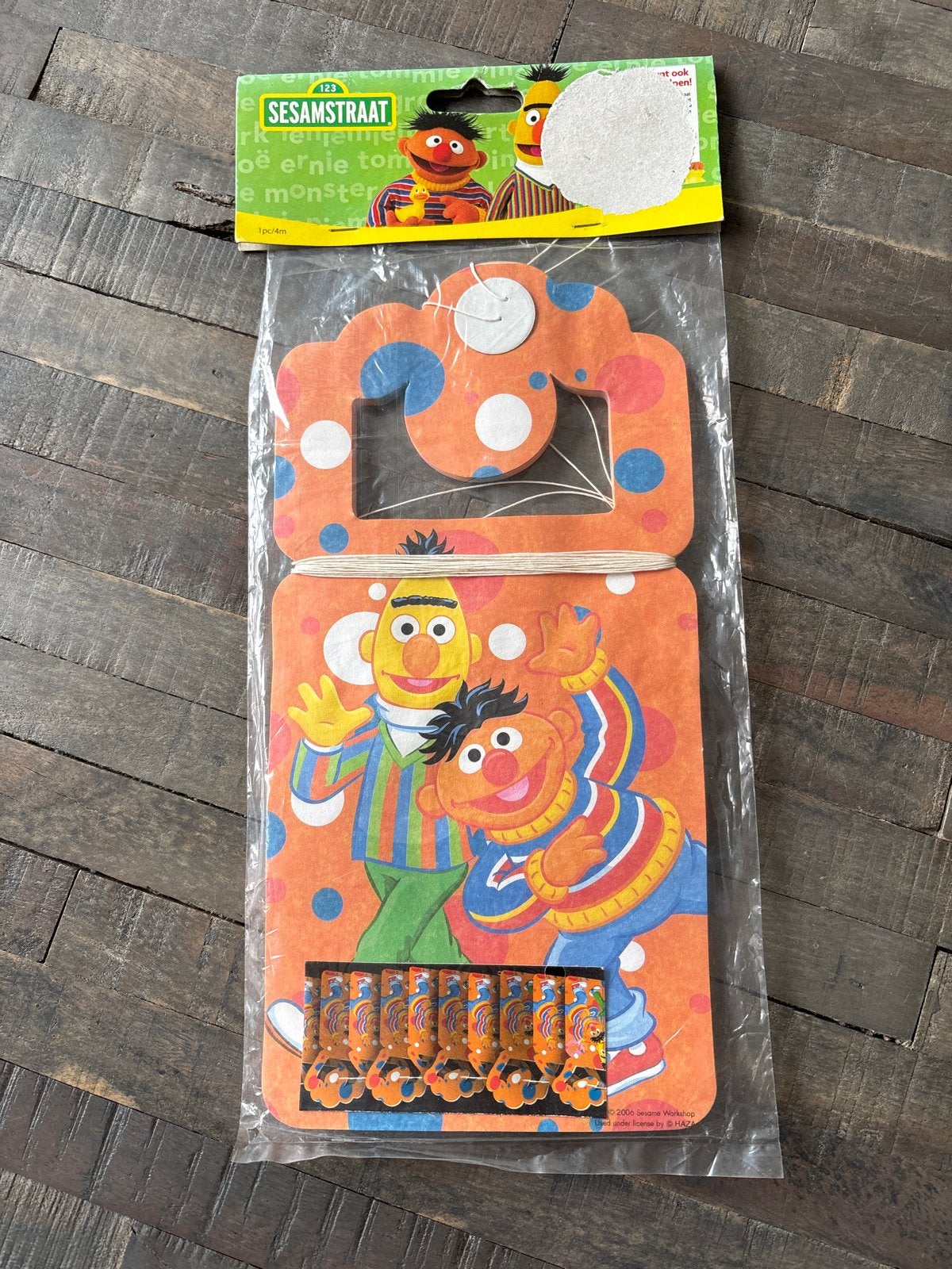 Vintage Sesamstraat (2006) • Bert & Ernie Slinger, Ophalen of Verzenden, Nieuw, Versiering, Verjaardag
