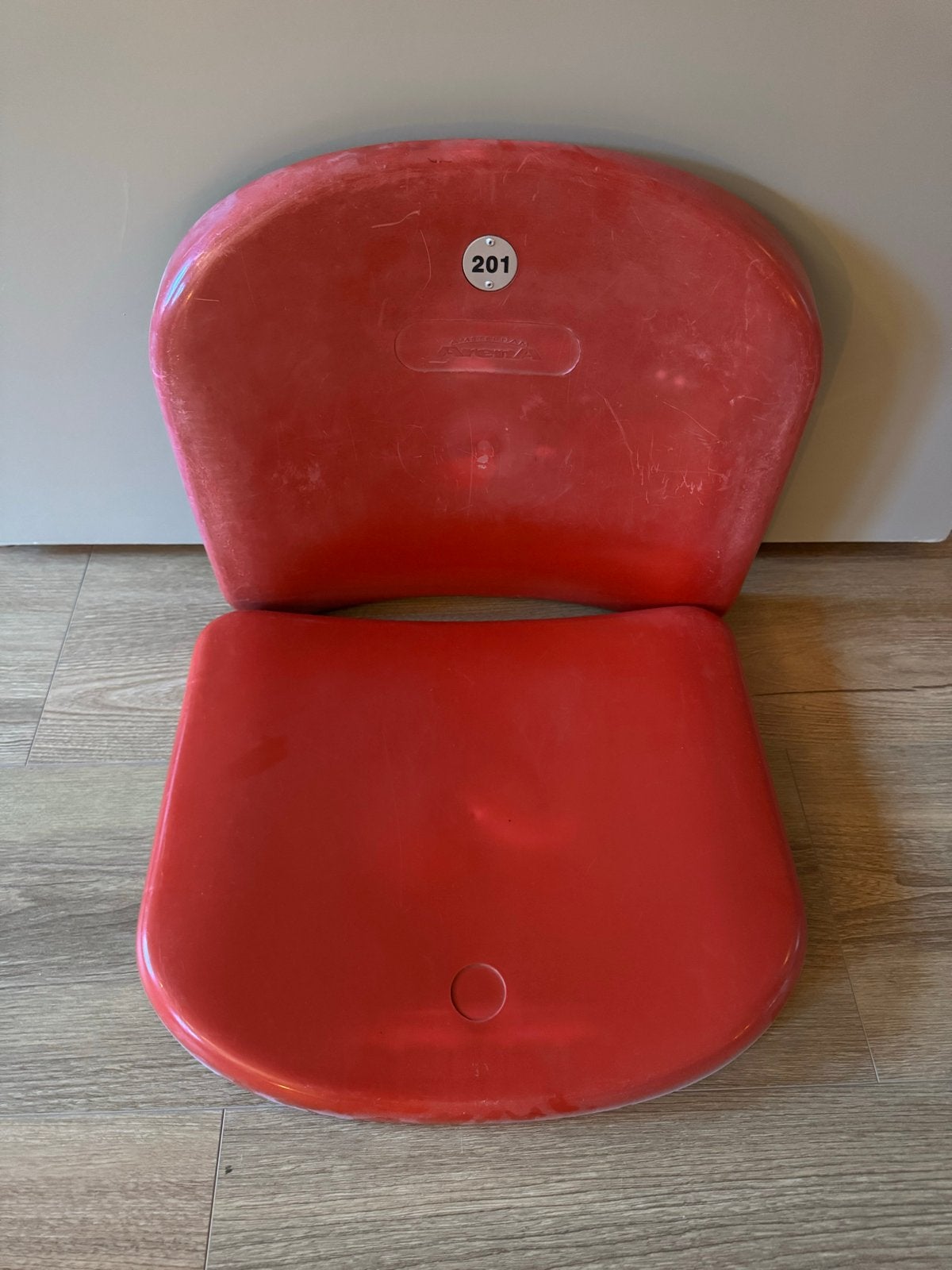 Johan Cruijff ArenA Rode stadionstoel - Vintage zitje, Ophalen, Kunststof, Gebruikt, Eén