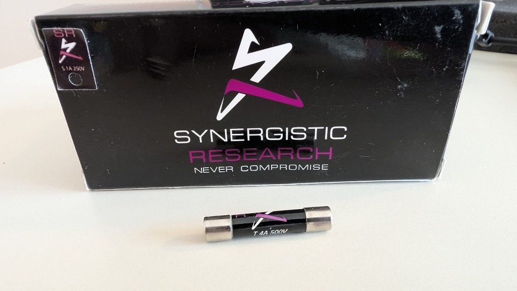 Synergistic Research Purple Fuse, Audio, Tv en Foto, Ophalen of Verzenden, Zo goed als nieuw