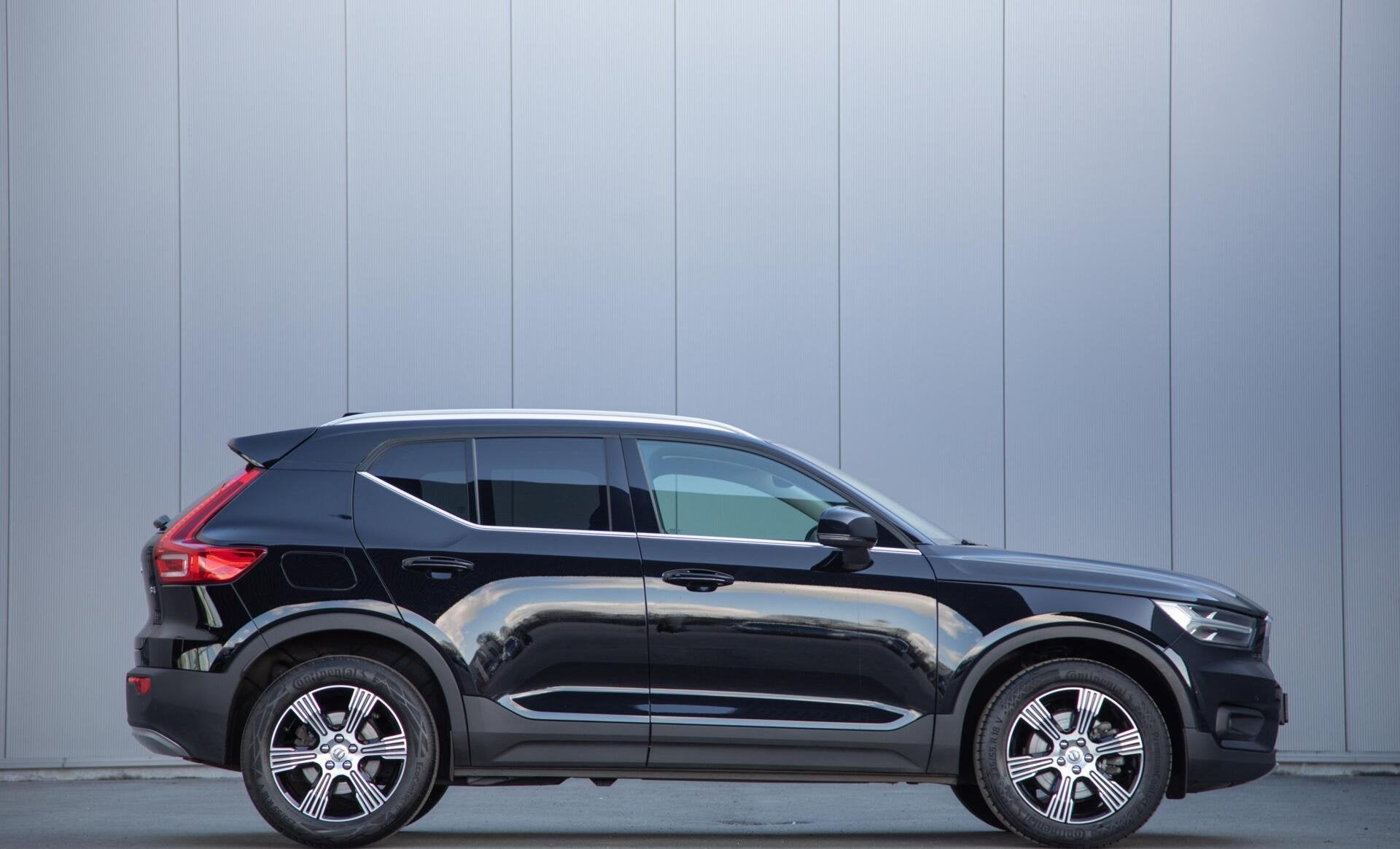 Volvo XC40 2.0 B4 Inscription Leer|Keyless|DAB+|LED, 15 km/l, Gebruikt, 4 cilinders, 1969 cc