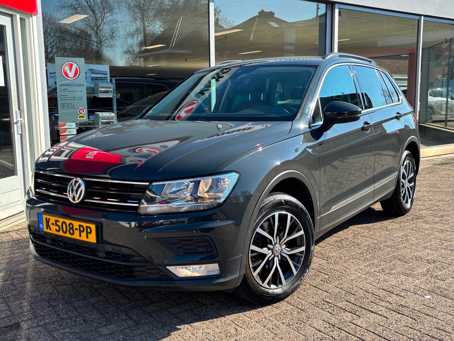 Volkswagen Tiguan 2.0 TSI 4Motion DSG Aut 180pk (trekgewicht, Auto's, Automaat, Dealer onderhouden, Stof, Gebruikt