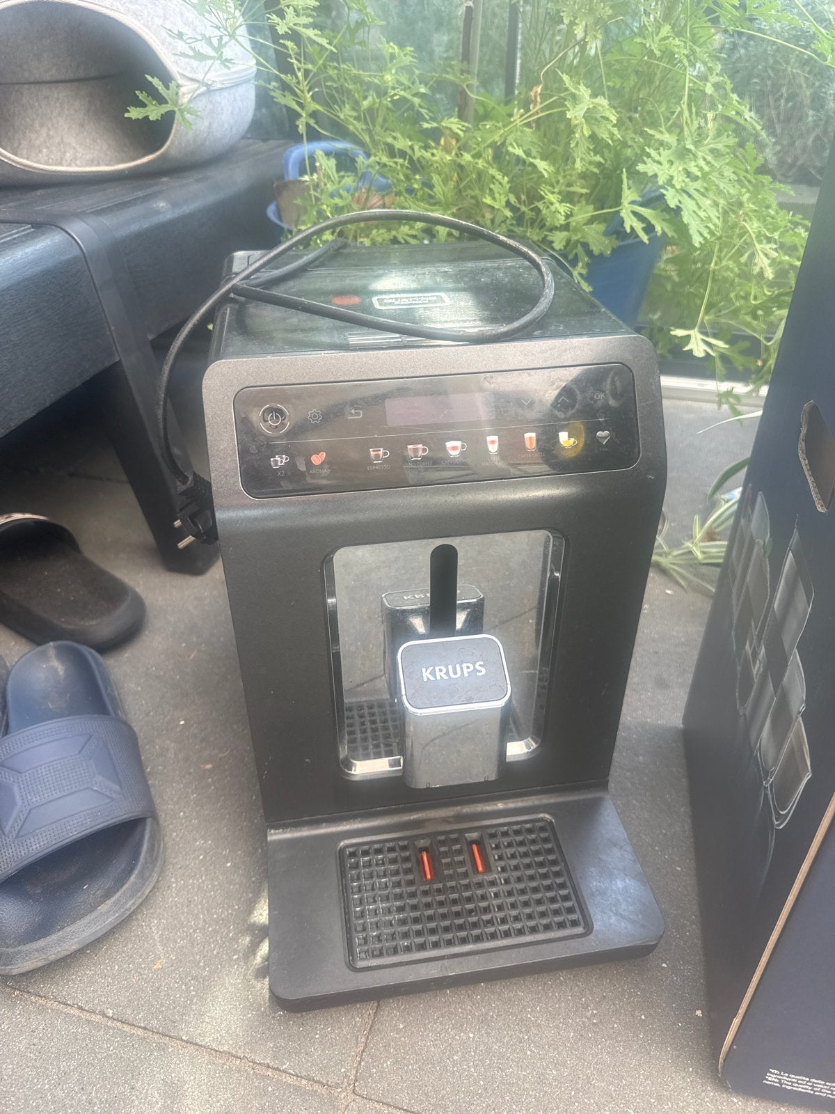 Krups Quattro Force Koffiemachine - Gebruikt, Ophalen, Afneembaar waterreservoir, Koffiemachine, Gemalen koffie