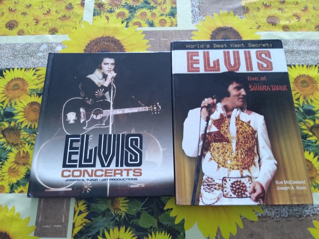 2x Elvis boeken van Joseph A. Tunzi - Concerts & Sahara, Ophalen of Verzenden, Zo goed als nieuw, Artiest, Joseph A. Tunzi
