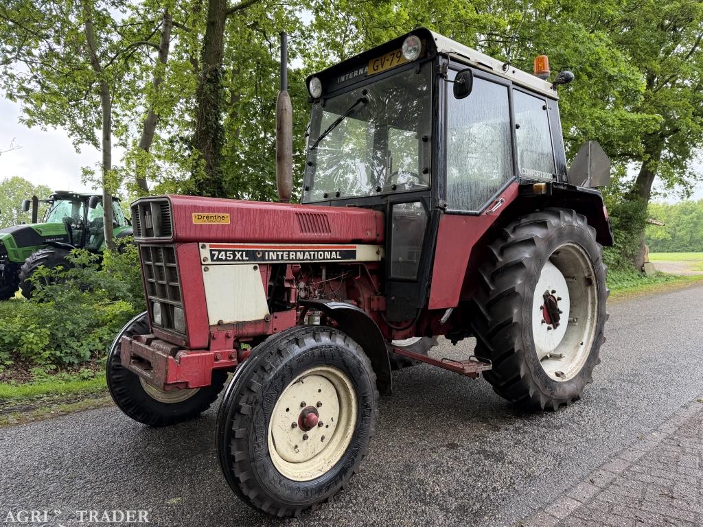 International 745 XL, Niet opgegeven, -, Niet opgegeven