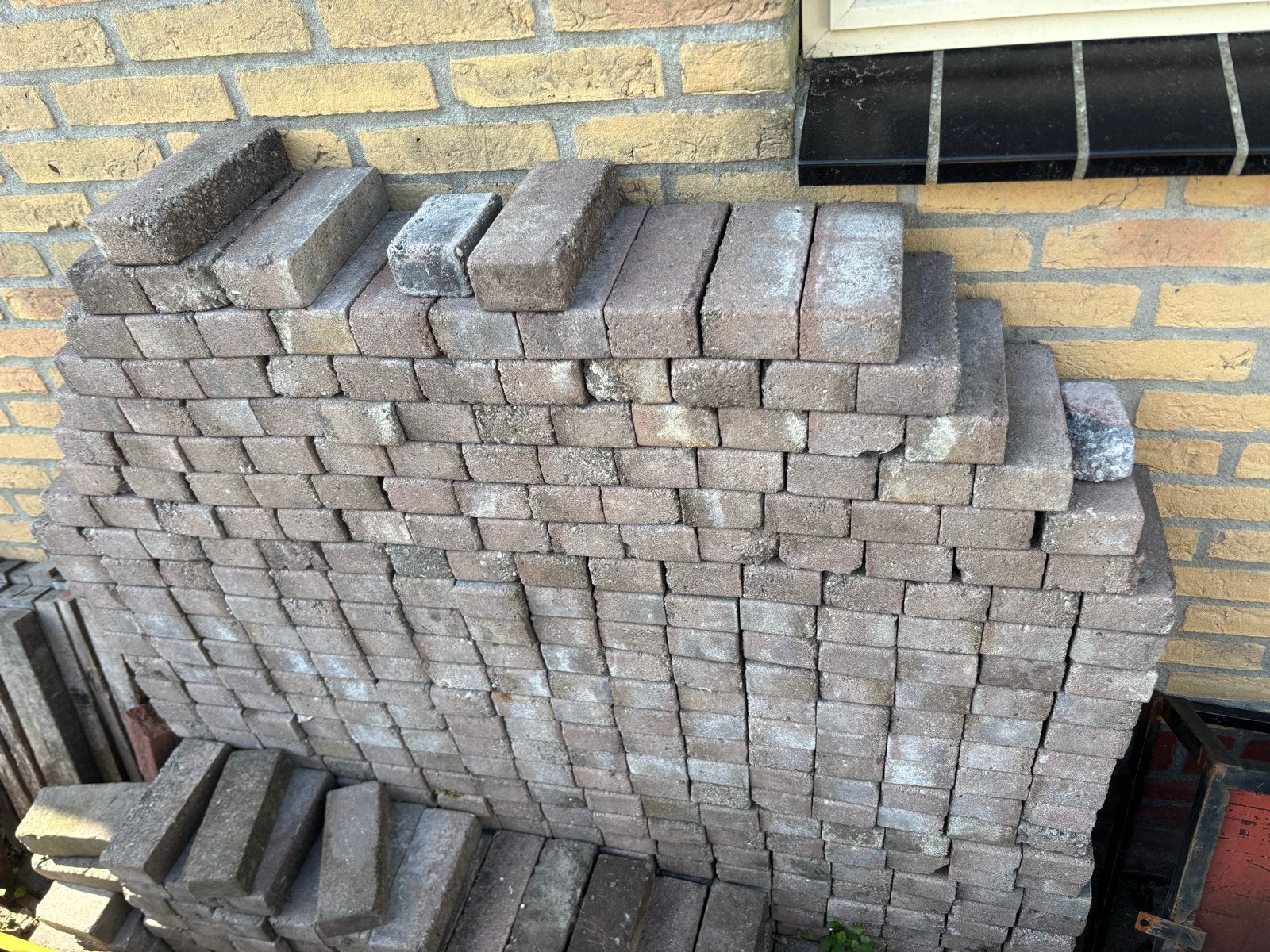 Gratis Ruim 500 stenen 20x8x5cm voor bestrating/tuin, Ophalen, Gebruikt, Overige typen
