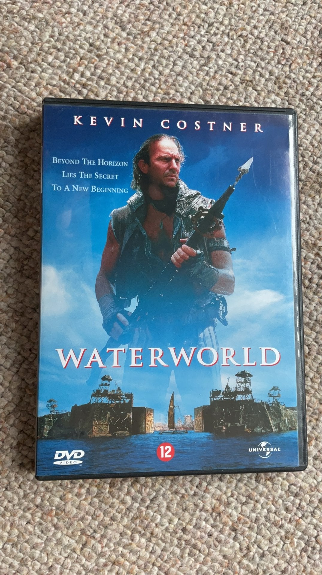 WATERWORLD., Nederlands, Verzenden, Actie, Zo goed als nieuw