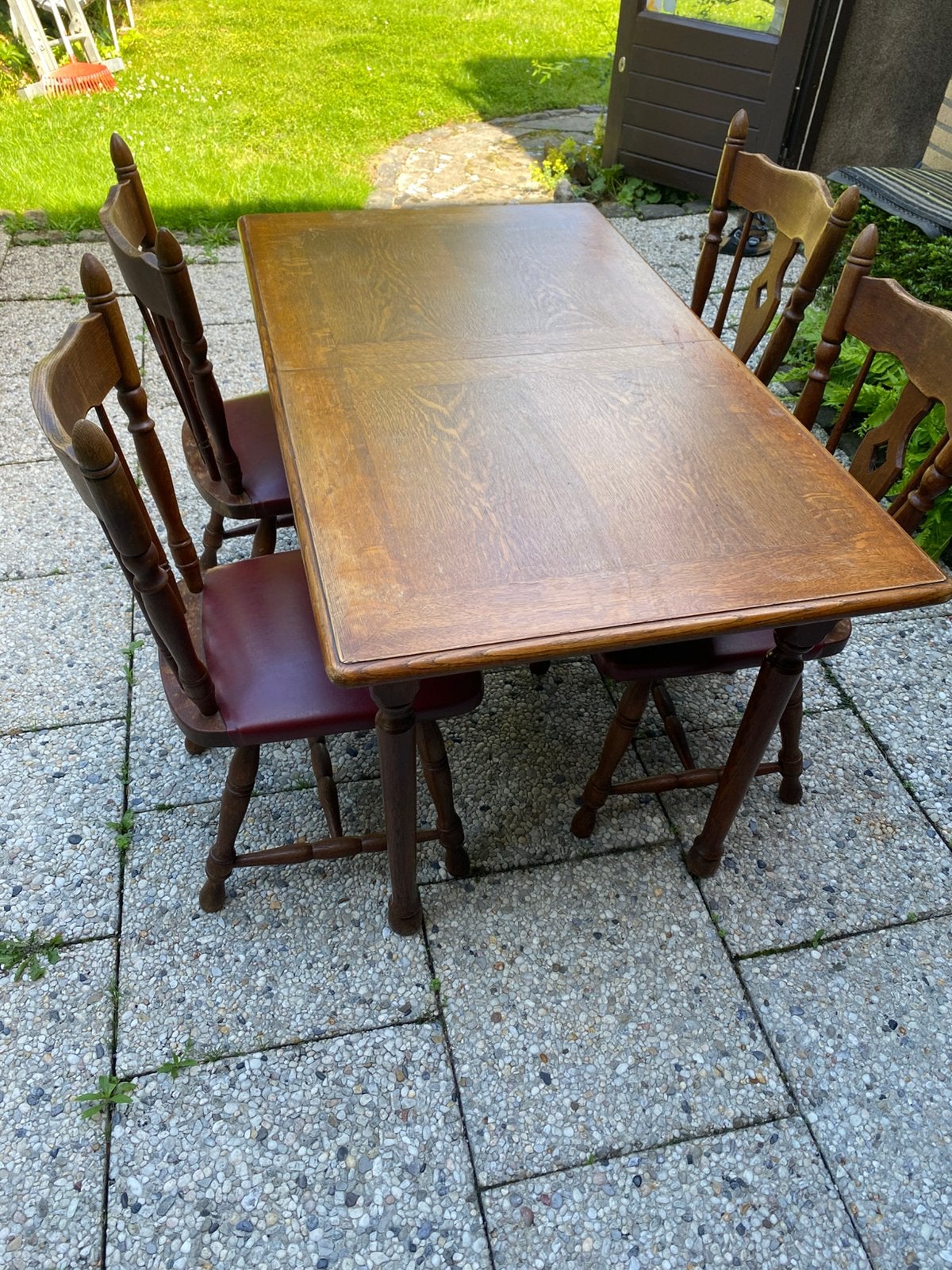 Vintage houten eettafel met 4 stoelen rood leer, Ophalen, Gebruikt, Retro vintage eind jaren 60, vroege jaren 70, 4 tot 6 stoelen